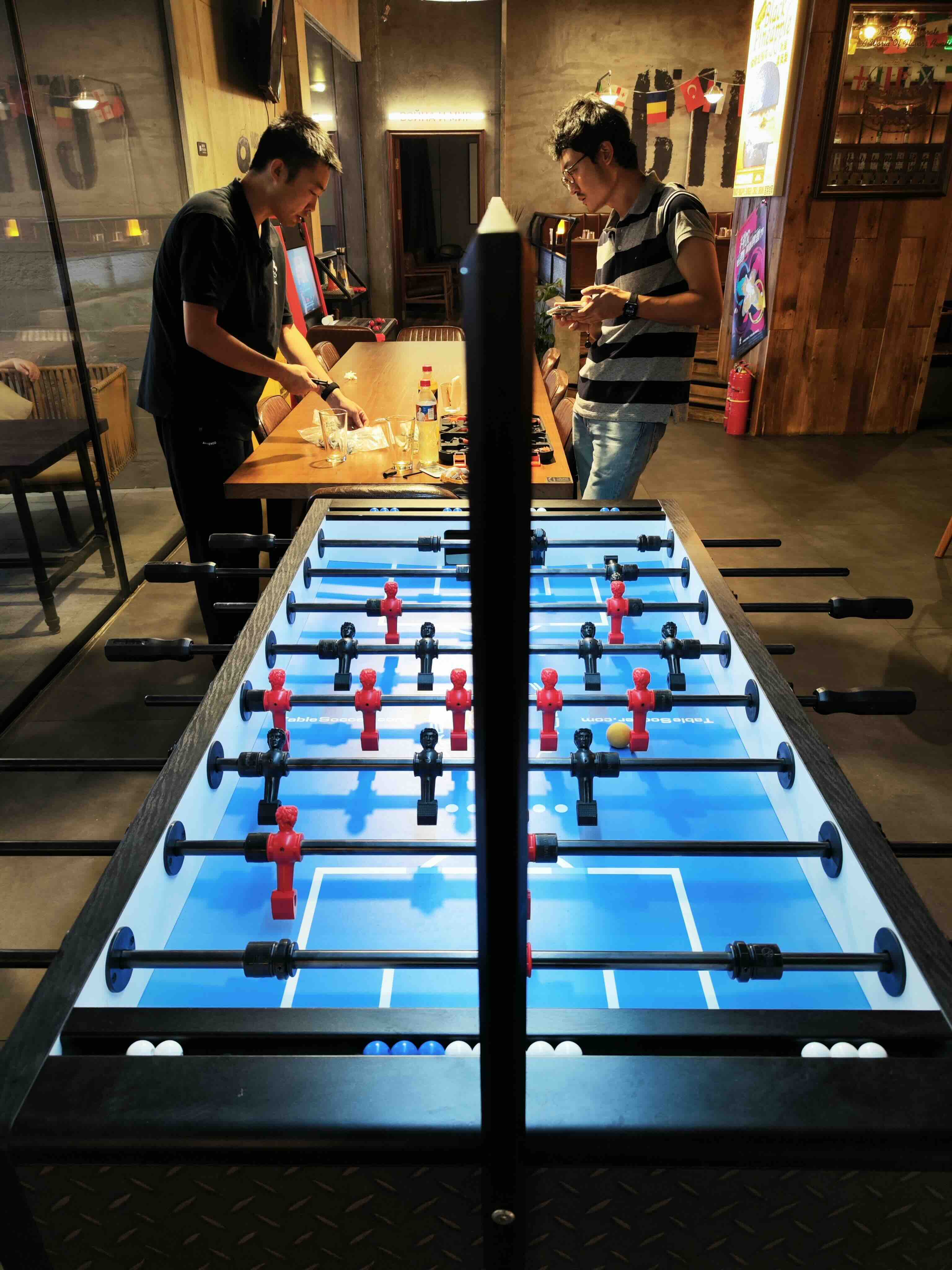 圆场精酿餐吧 · Circle Taproom
